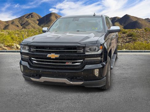 Used 2016 Chevrolet Silverado 1500 LTZ Z71 w/ LTZ Plus Package image 2