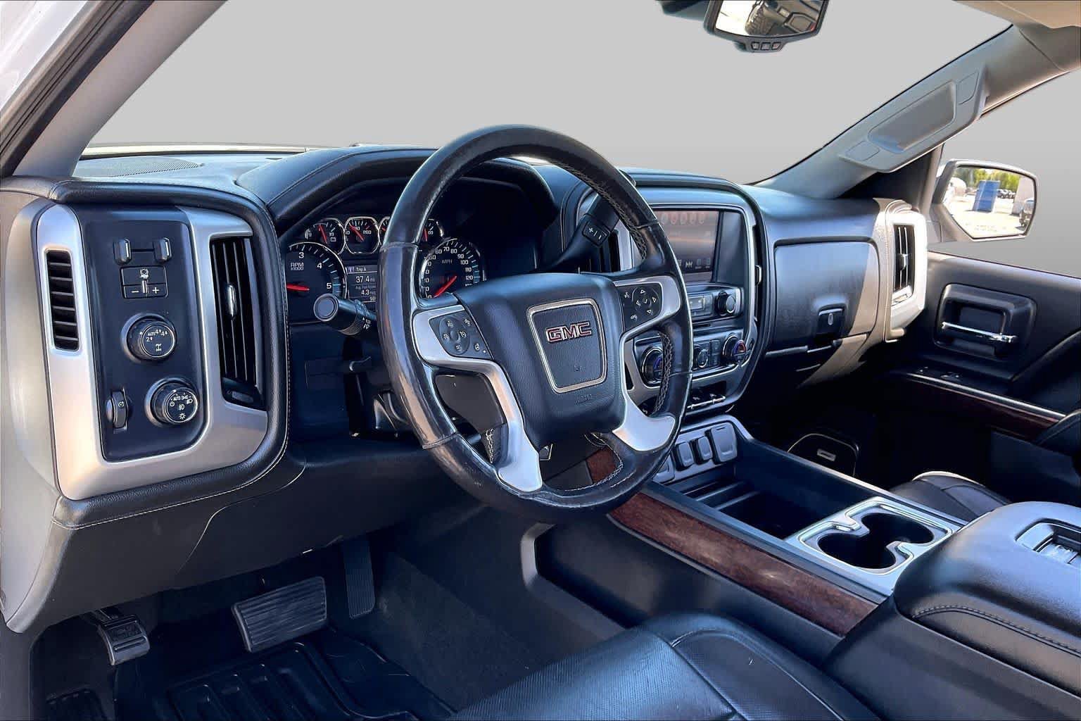 Used 2018 GMC Sierra 1500 SLT AWD/4WD image 16