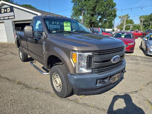 Used 2017 Ford F250 XL w/ Snow Plow Prep Package image 2