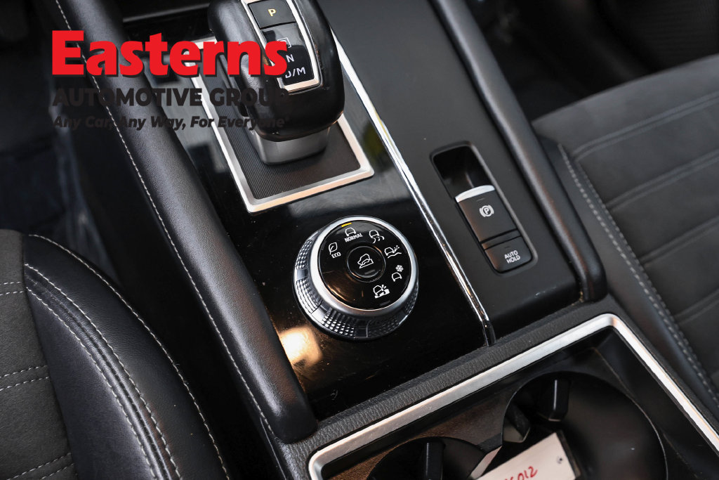Used 2024 Mitsubishi Outlander SE AWD/4WD image 22