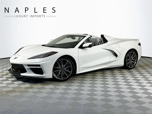 Used 2024 Chevrolet Corvette Stingray Premium Conv w/ Z51 Performance Package RWD image 1