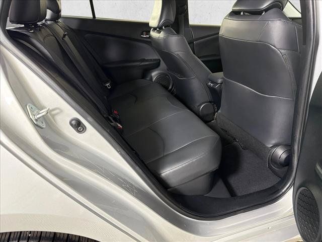 Used 2022 Toyota Prius XLE FWD image 15