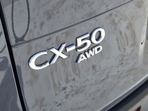Used 2025 MAZDA CX-50 AWD 2.5 S w/ Premium Plus Pkg image 13