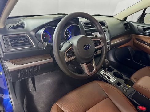 Used 2017 Subaru Outback 3.6R Touring w/ Popular Package #5A AWD/4WD image 9