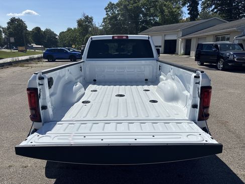 New 2026 RAM 3500 Tradesman AWD/4WD image 5