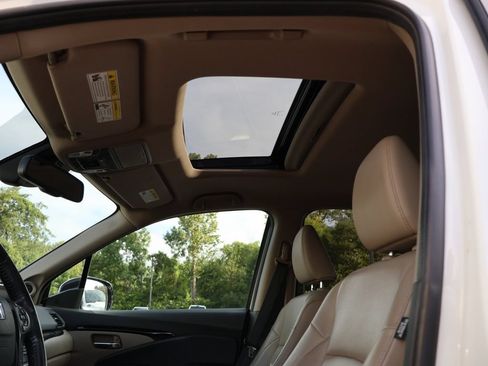 Used 2017 Honda Ridgeline RTL-E image 10