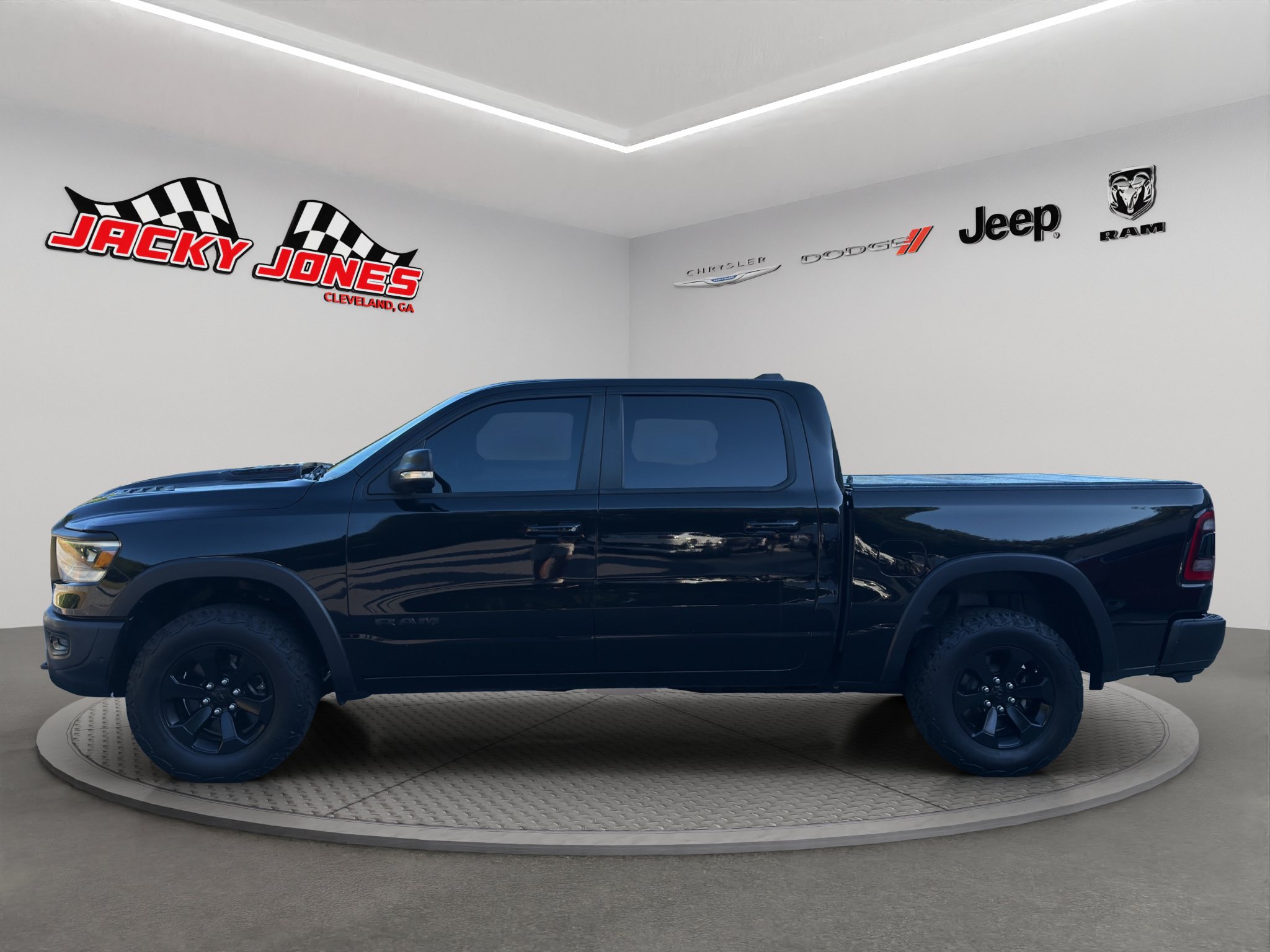 Used 2022 RAM 1500 Rebel w/ Rebel Level 2 Equipment Group AWD/4WD image 3