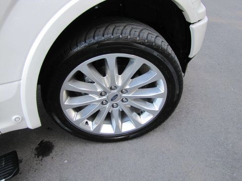 Used 2019 Ford F150 Limited w/ Trailer Tow Package image 35