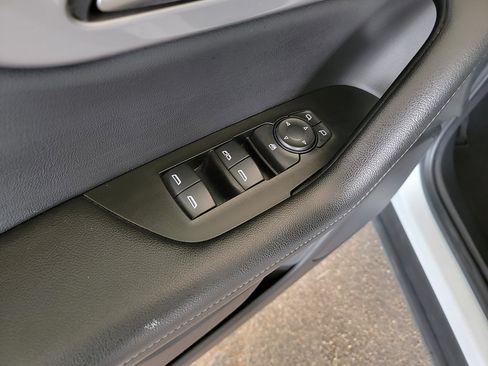 Used 2022 Chevrolet Blazer LT FWD image 12