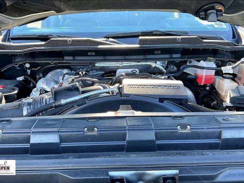 Used 2024 Chevrolet Silverado 2500 LTZ w/ LTZ Convenience Package image 10