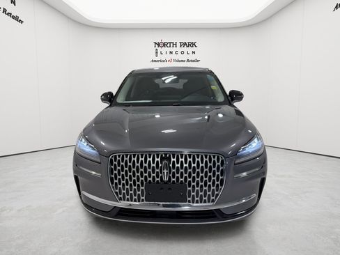Used 2023 Lincoln Corsair FWD w/ Equipment Group 101A image 8