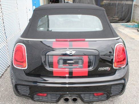 Used 2017 MINI Cooper S FWD image 13