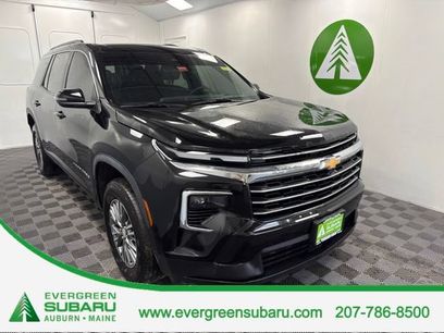 Used 2025 Chevrolet Traverse LT