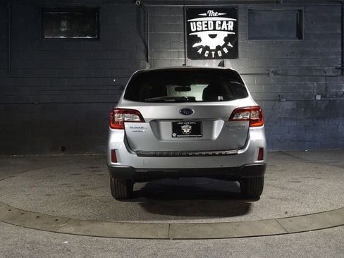 Used 2015 Subaru Outback 2.5i Limited AWD/4WD image 4