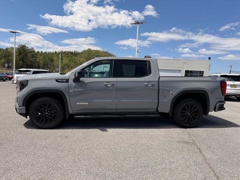 Used 2024 GMC Sierra 1500 Elevation w/ Elevation Premium Package AWD/4WD image 4