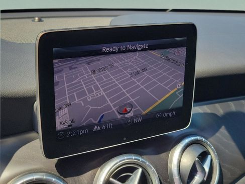 Used 2018 Mercedes-Benz CLA 250 image 23