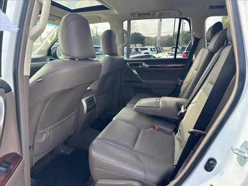 Used 2013 Lexus GX 460 image 7