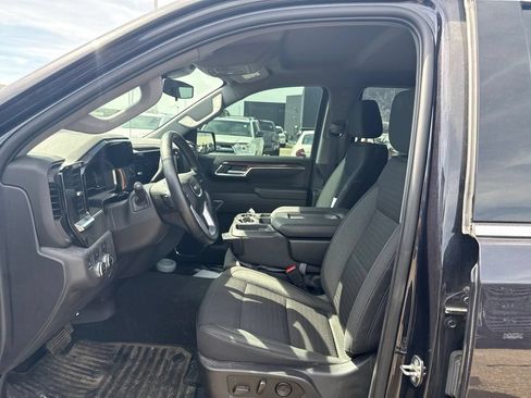 Used 2023 GMC Sierra 1500 SLE AWD/4WD image 14