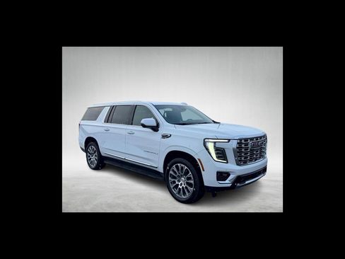 Certified 2025 GMC Yukon XL Denali image 1