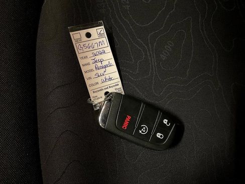 Used 2022 Jeep Renegade Trailhawk image 30