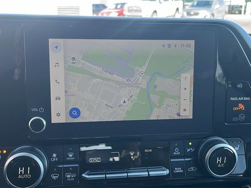 Used 2023 Toyota Highlander XLE image 23