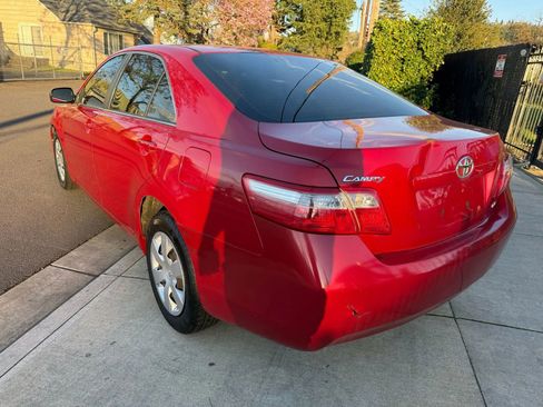 Used 2009 Toyota Camry LE image 6