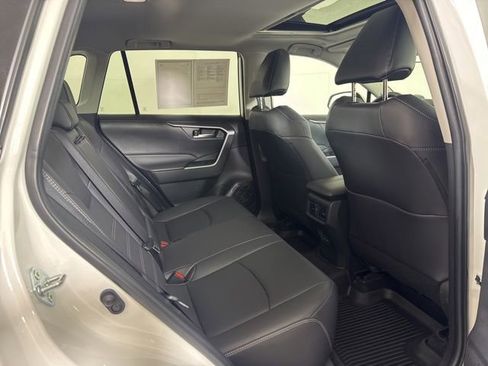 Used 2025 Toyota RAV4 XLE Premium w/ Weather Package AWD/4WD image 5