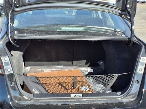 New 2025 Nissan Versa SR w/ Trunk Package image 9