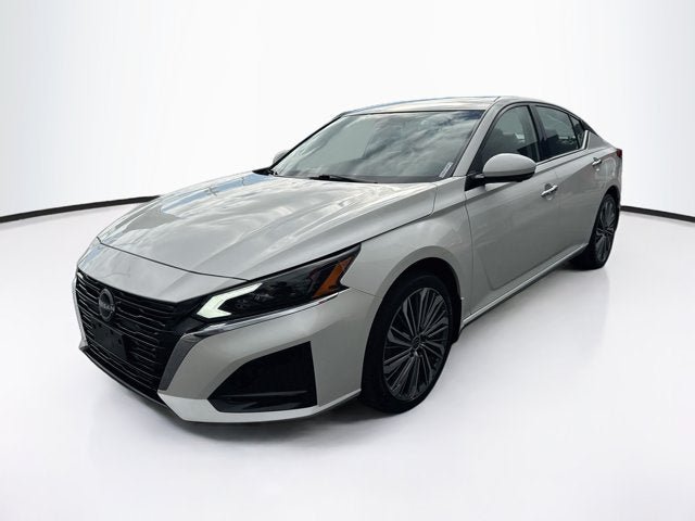 Used 2023 Nissan Altima 2.5 SL AWD/4WD image 1