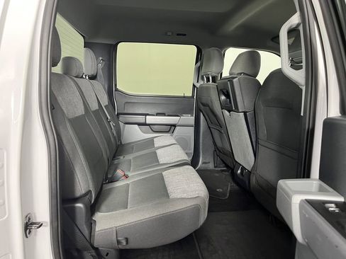 Used 2022 Ford F150 XLT w/ Trailer Tow Package image 15