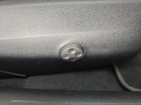 Used 2022 Mercedes-Benz C 300 Sedan image 10