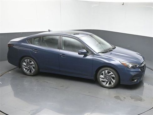 Used 2025 Subaru Legacy Limited w/ Popular Package #2 image 42