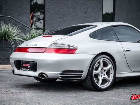 Used 2002 Porsche 911 Carrera RWD image 46