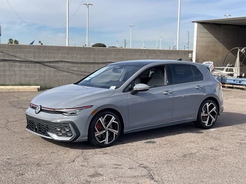 New 2026 Volkswagen GTI SE image 3