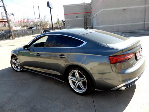 Used 2022 Audi A5 2.0T Premium image 7