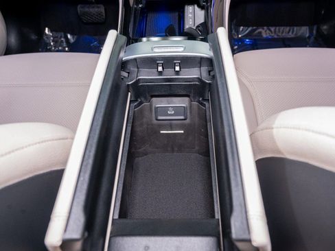 New 2026 Mercedes-Benz GLC 300 image 22