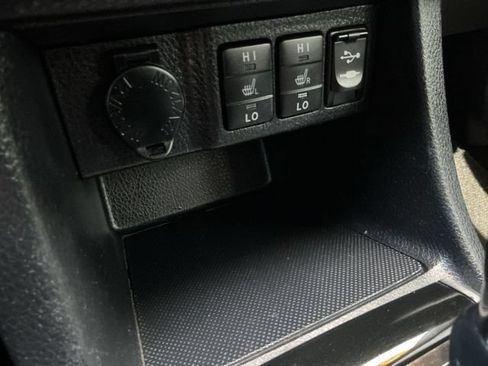 Used 2016 Toyota Corolla S Premium FWD image 21