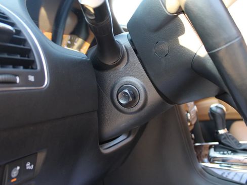 Used 2017 Nissan Armada Platinum w/ Captain Seat Package RWD image 29