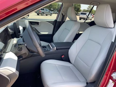Used 2026 Toyota RAV4 XLE Premium AWD/4WD image 25