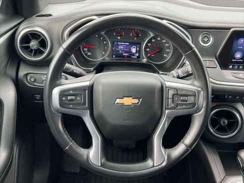Used 2020 Chevrolet Blazer LT image 13