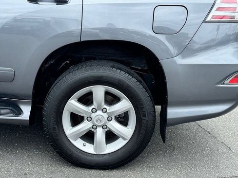 Used 2017 Lexus GX 460 w/ Navigation Package AWD/4WD image 40