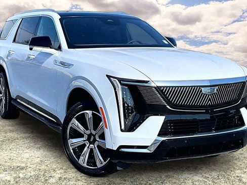 Certified 2026 Cadillac Escalade IQL Luxury AWD/4WD image 1