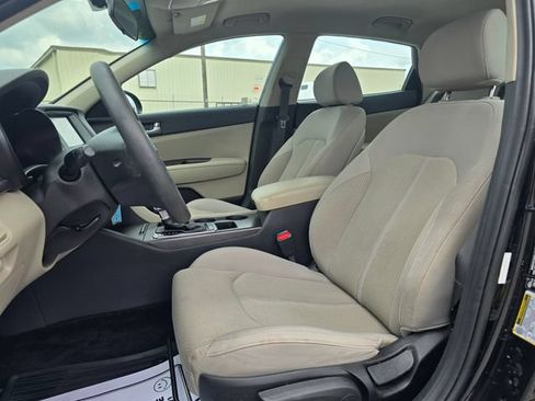 Used 2018 Kia Optima LX FWD image 11
