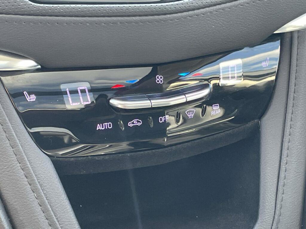 Used 2019 Cadillac XT5 Luxury AWD/4WD image 27
