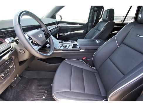 New 2026 Cadillac Escalade Sport w/ Touring Package AWD/4WD image 6