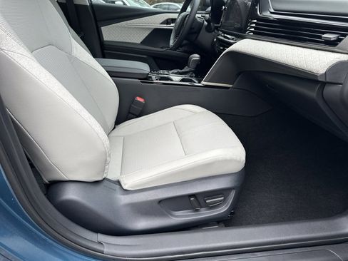 Used 2026 Toyota Camry XLE image 16