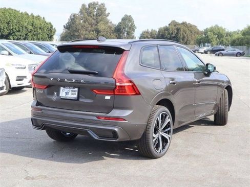 New 2024 Volvo XC60 T8 Ultimate w/ Protection Package Premier image 3