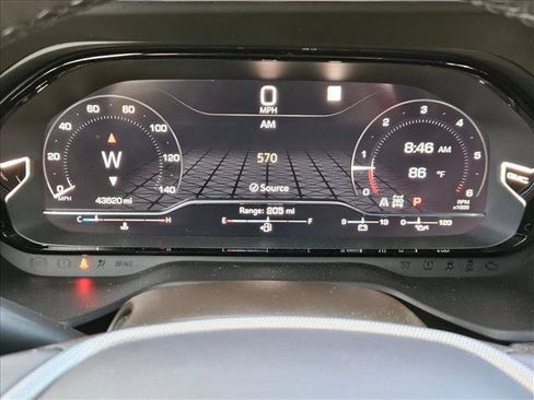 Used 2022 GMC Yukon XL Denali AWD/4WD image 13