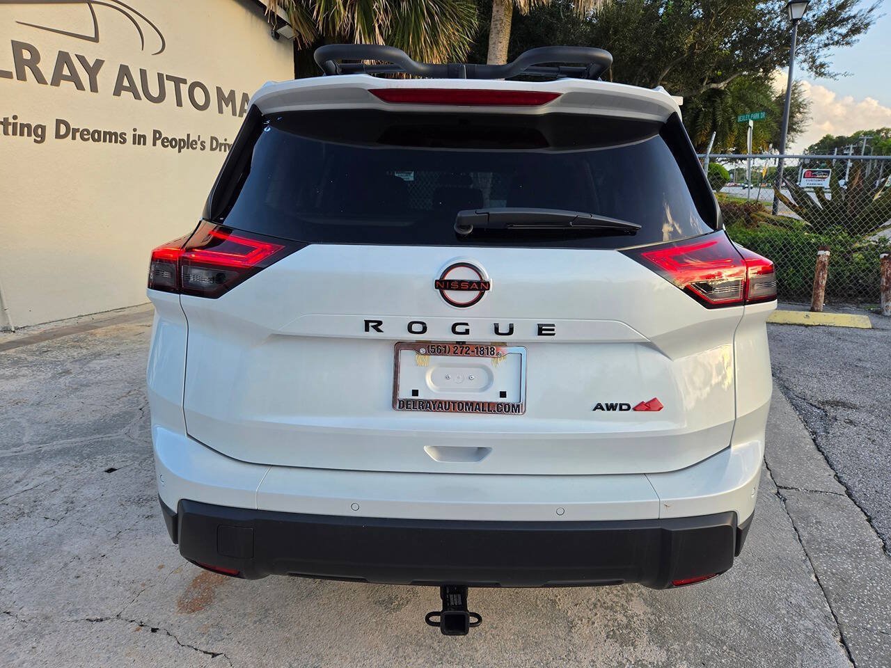 Used 2026 Nissan Rogue SV AWD/4WD image 6