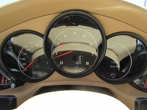 Used 2015 Porsche Panamera 4 AWD/4WD image 15